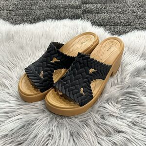 Crocs Women's Black Brooklyn Woven‎ Heel Sandal Size 10 (Worn Once)